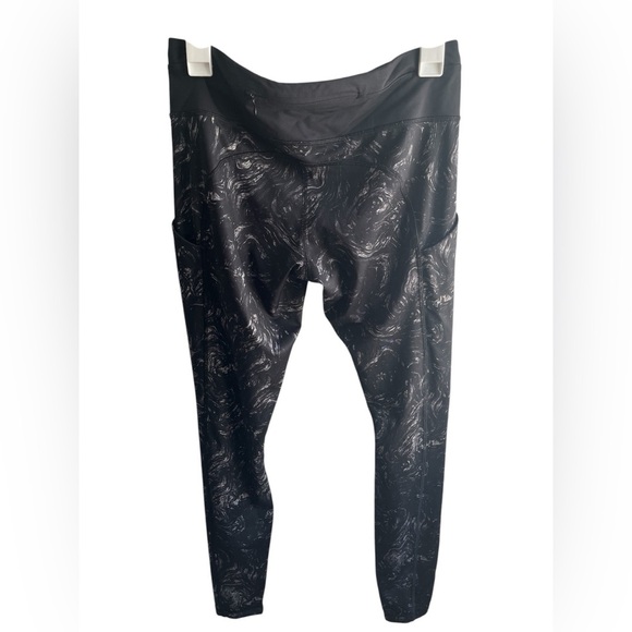 Lululemon Speed Tight II *Full-On Luxtreme
Arsenal Ambient Grey‎ Black in Sz 8 - Picture 4 of 8